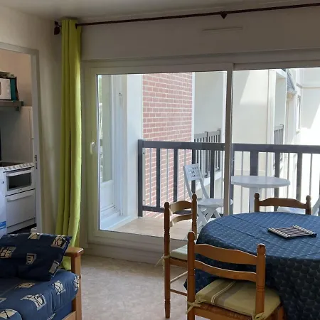 Cabourg, 2 Pieces, 4 Personnes - Fr-1-487-235 Apartamento Cabourg